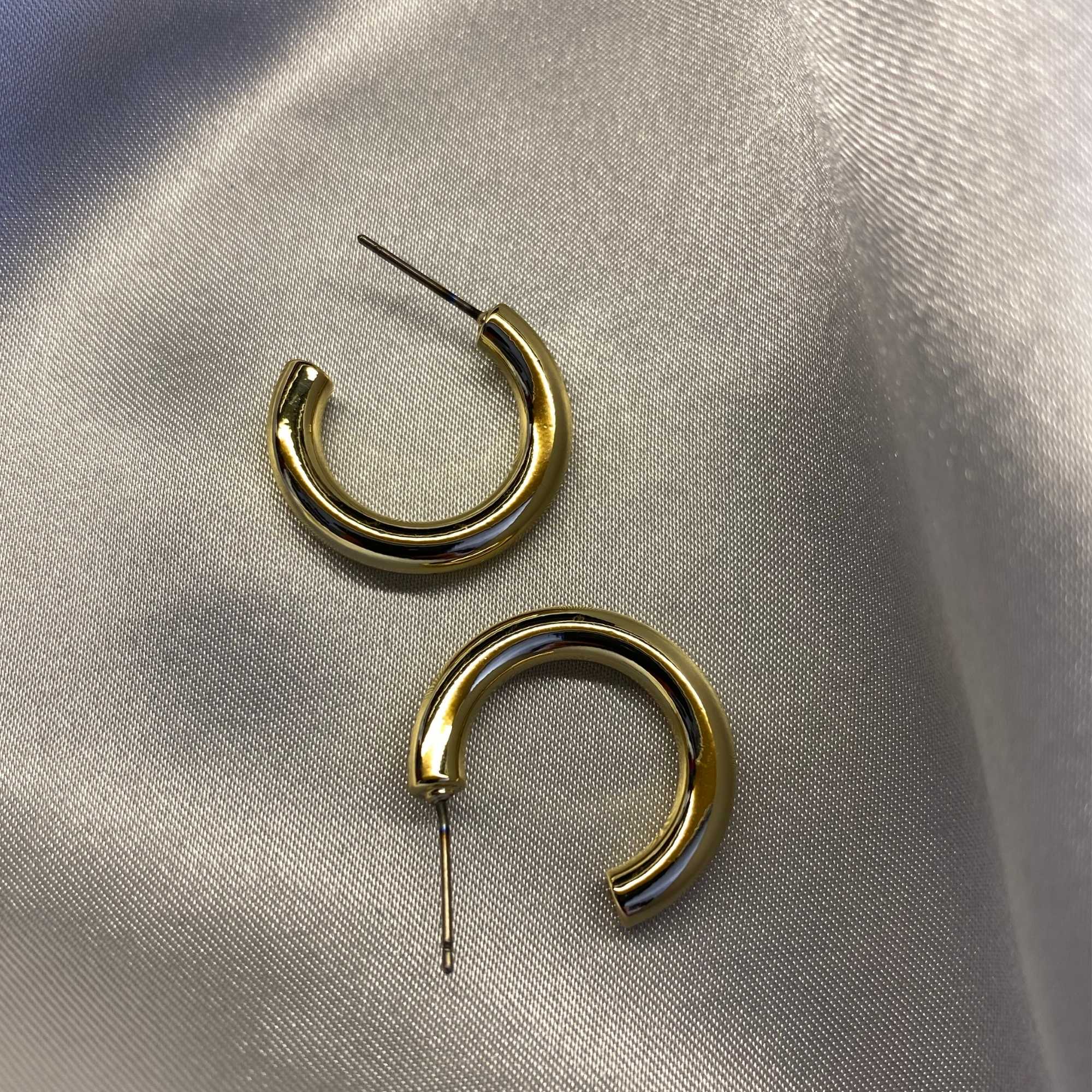 Gold Ery Day Hoop Earrings