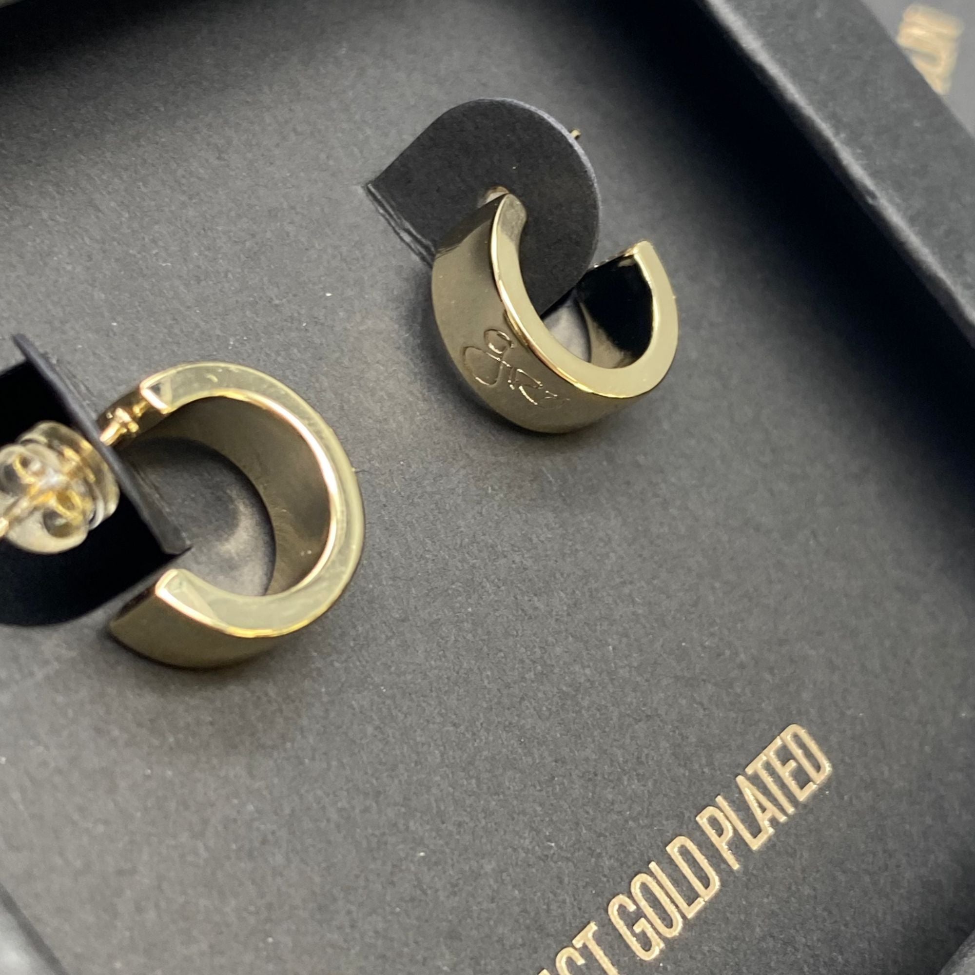 A Lil Bit of Grá Gold Hoop Earrings