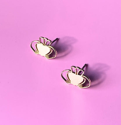 Heart Strong Beag Claddagh Stud Earrings