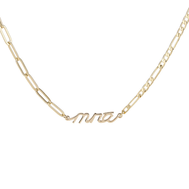 Gold Mná Power Necklace